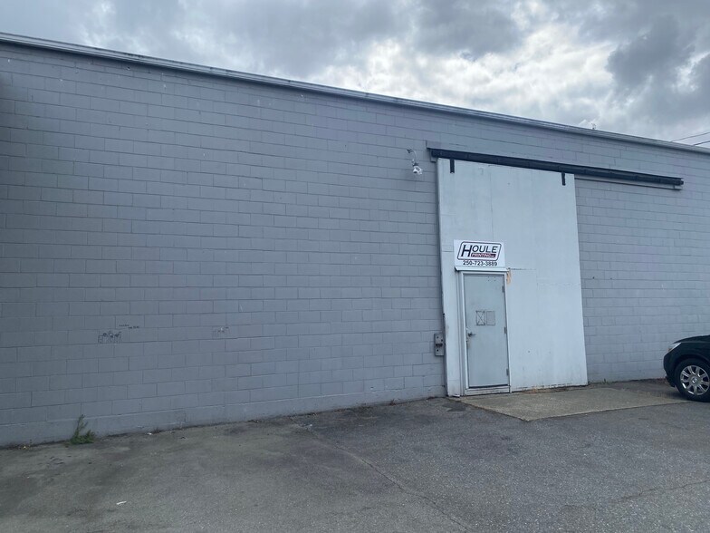 More Photos Of 4918 Napier St, Port Alberni Flex For Sale