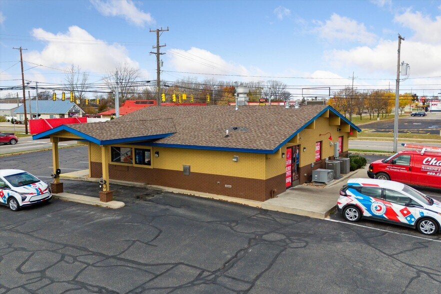 More Photos Of 1380 Wright Ave, Alma Freestanding For Sale