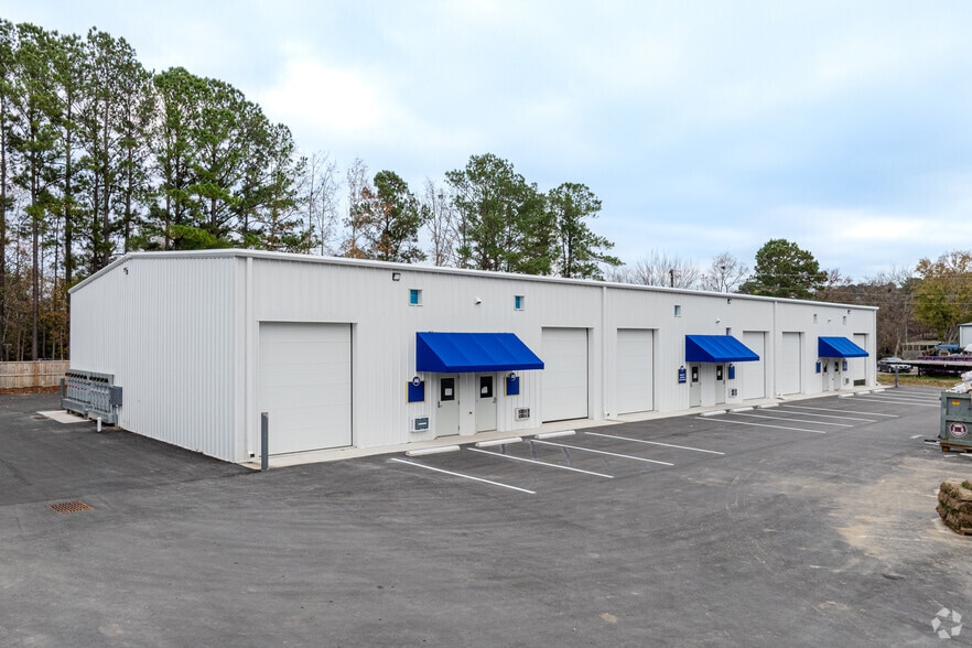 Primary Photo Of 317 Pendarvis Ln, Summerville Flex For Lease