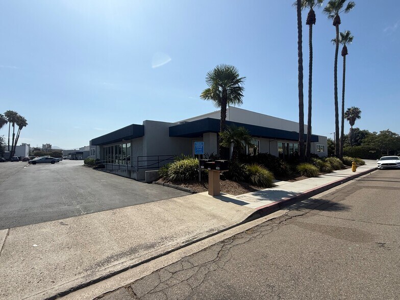 More Photos Of 1545-1575 Pioneer Way, El Cajon Warehouse For Lease