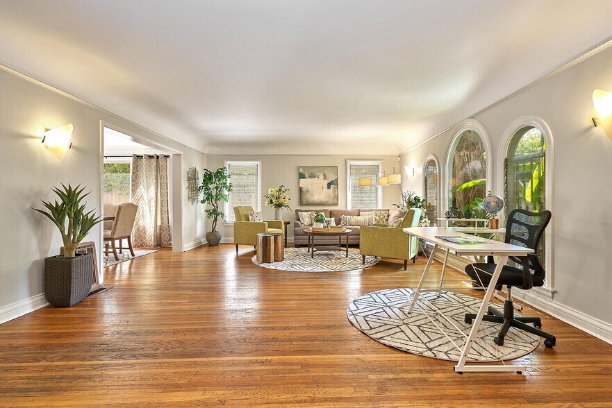 More Photos Of 6669 De Longpre Ave, Los Angeles Apartments For Sale