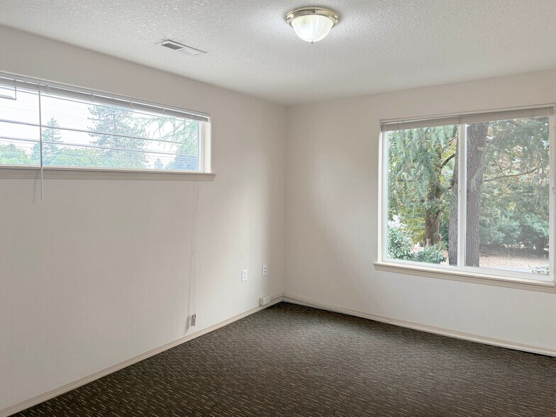 More Photos Of 15602-15610 SE Division St, Portland Rehabilitation Center For Sale