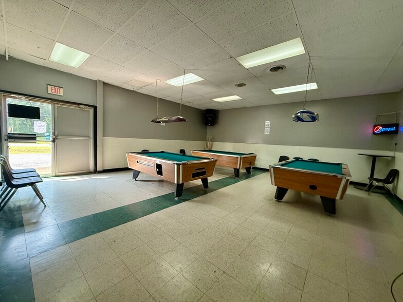 More Photos Of 915 E Boulevard, Williamston Bowling Alley For Sale