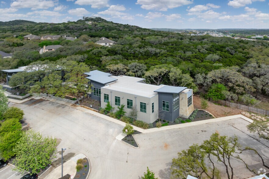 More Photos Of 23119 W Interstate 10, San Antonio Unknown For Lease