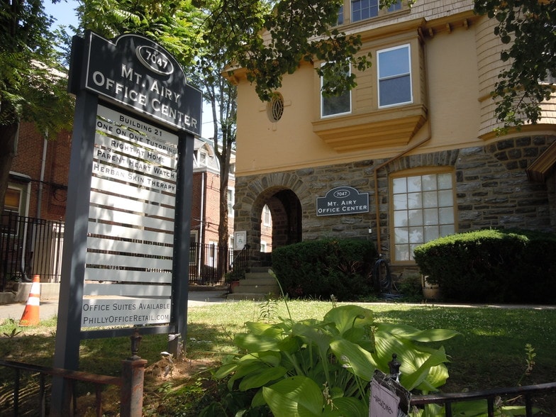 More Photos Of 7045-7047 Germantown Ave, Philadelphia Office For Lease