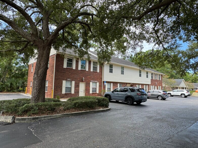 More Photos Of 3830 Williamsburg Park Blvd, Jacksonville Medical For Sale
