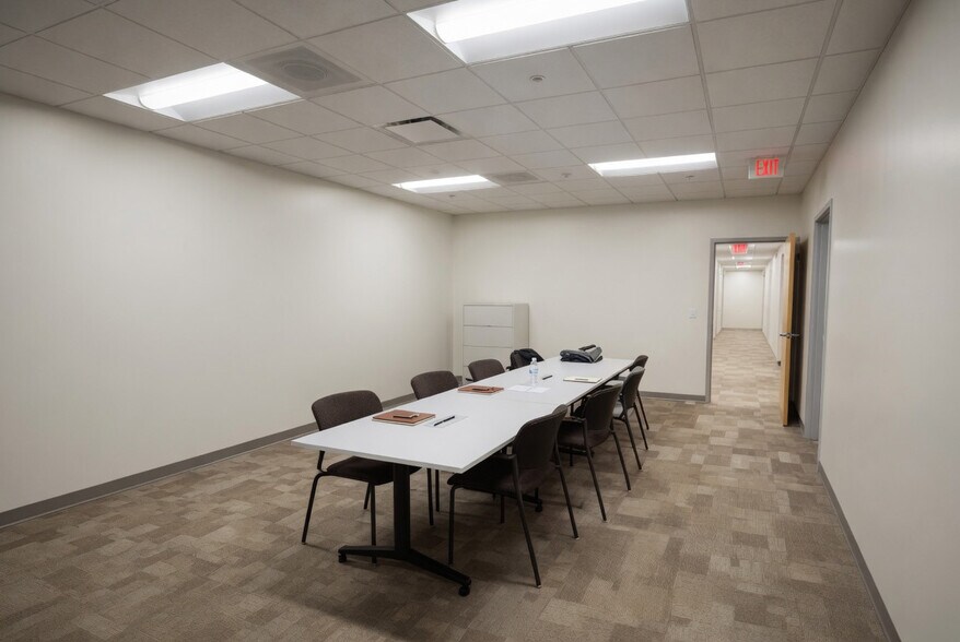 More Photos Of 902 Milwaukee Ave, South Milwaukee Medical For Sale
