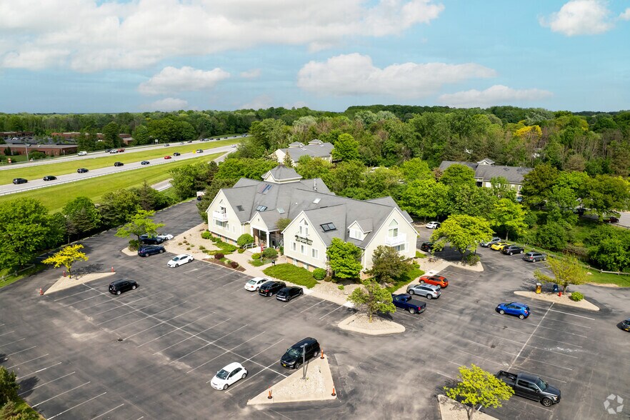 More Photos Of 2000 Winton Rd S, Rochester Medical For Lease