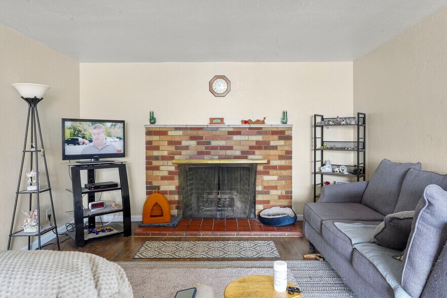 More Photos Of 3129 N El Paso St, Colorado Springs Apartments For Sale