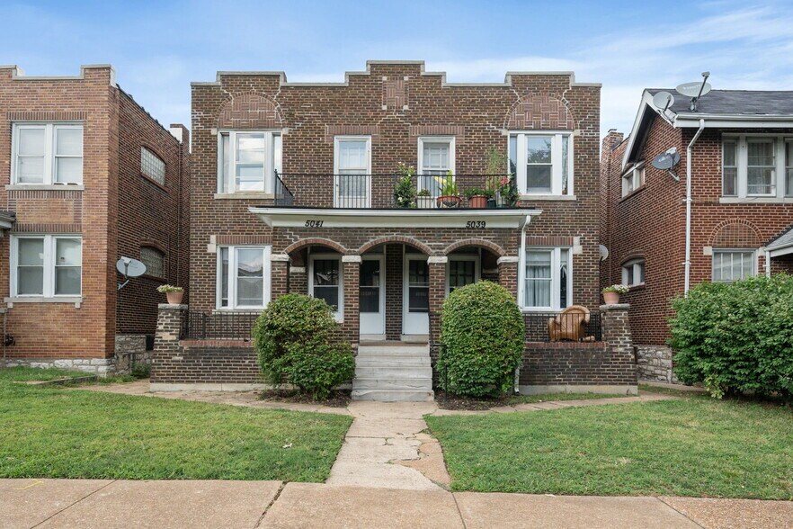 More Photos Of 5039-5041 Chippewa St, Saint Louis Multifamily For Sale