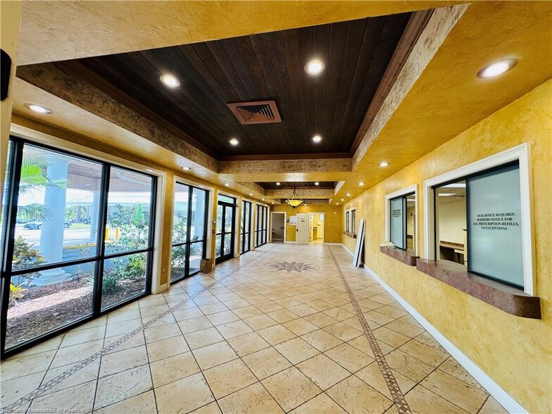 More Photos Of 2237 US Highway 27 S, Sebring Medical For Lease