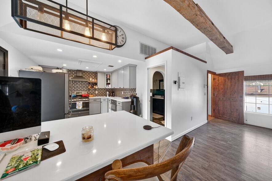 More Photos Of 531 Route 32, Highland Mills Office For Sale
