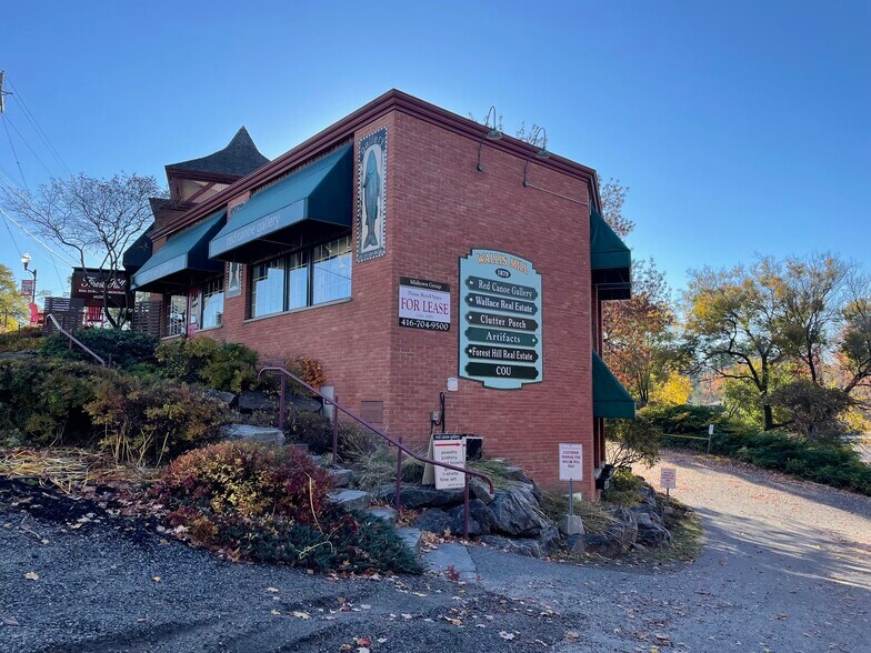 More Photos Of 1 Medora, Muskoka Lakes General Retail For Lease