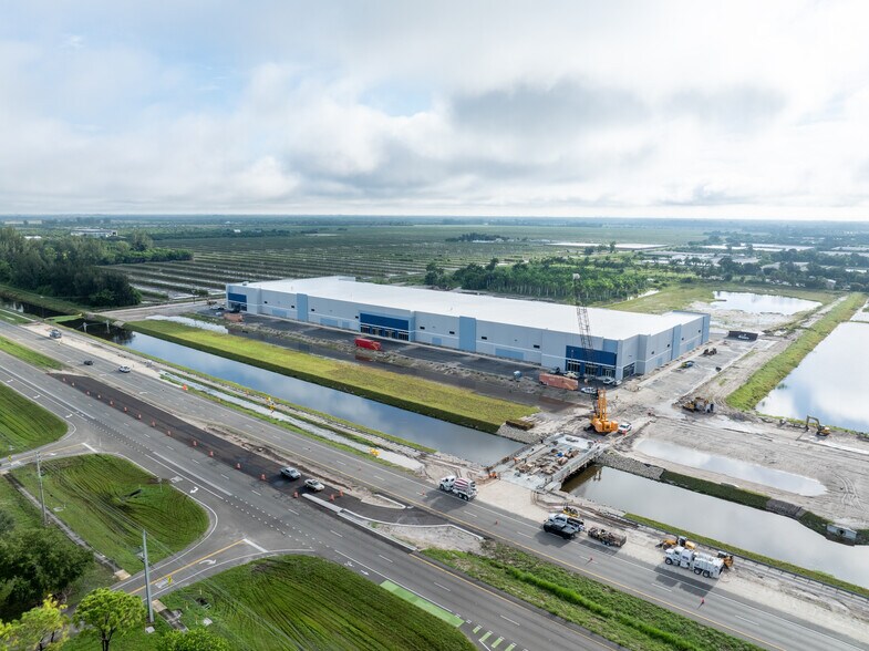 More Photos Of 14130 S State Road 7, Delray Beach Unknown For Lease