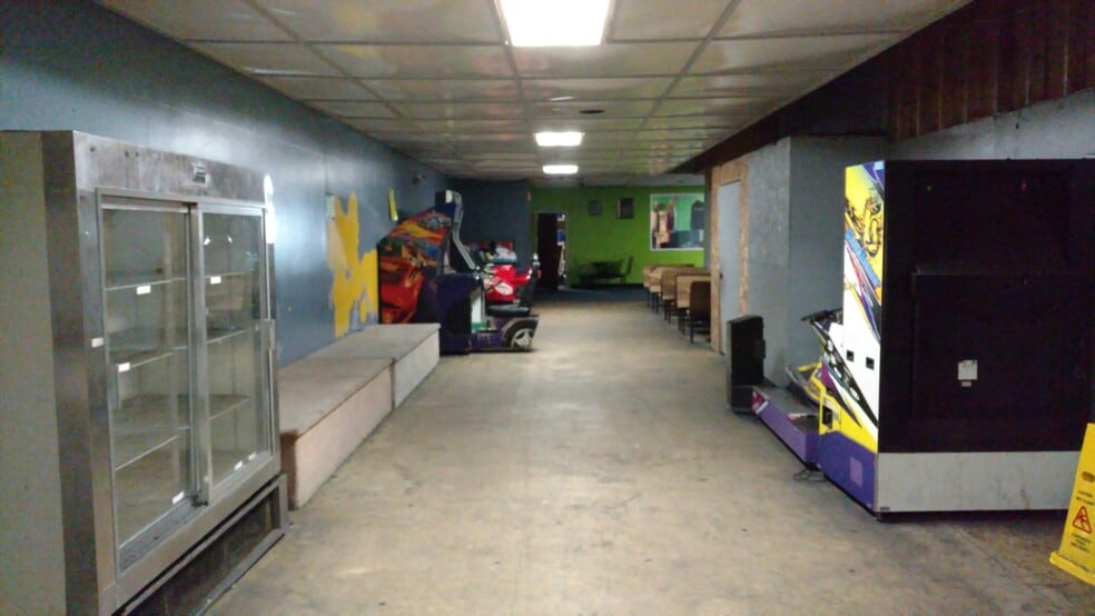 More Photos Of 424 Nash Rd, New Bedford Warehouse For Sale
