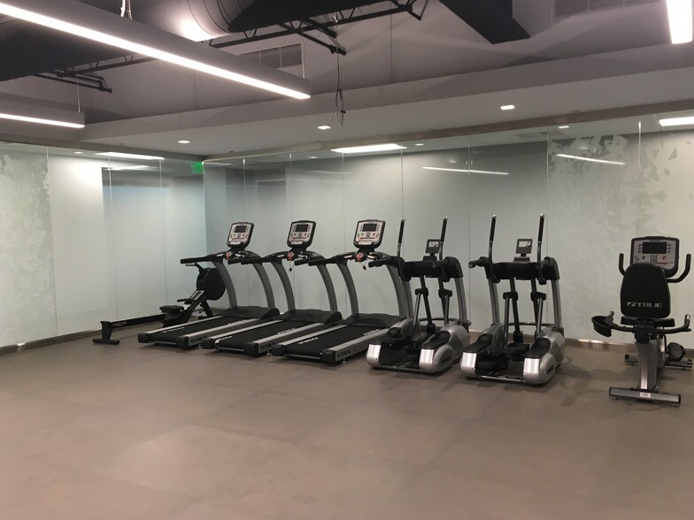 More Photos Of 510 E Township Line Rd, Blue Bell Office For Sale