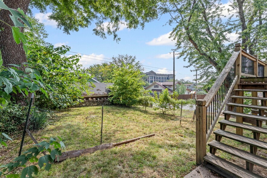 More Photos Of 347 Lawn Ave, Kansas City Apartments For Sale