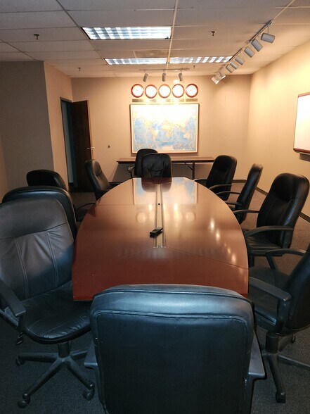 More Photos Of 5557 Nashville Rd, Bowling Green Manufacturing For Lease