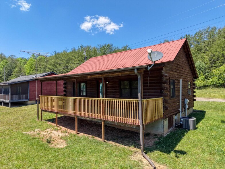 More Photos Of 23 & 60 Greenbriar Hwy, Blairsville Office For Sale