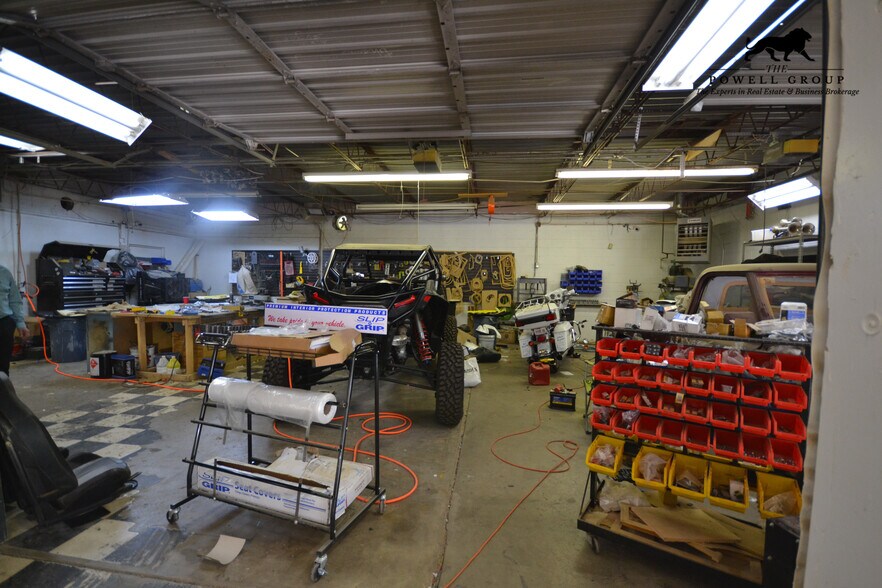 More Photos Of 3807 34th St, Lubbock Auto Repair For Sale