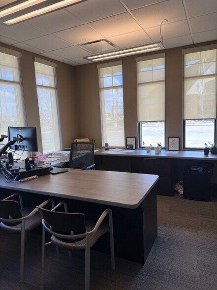 More Photos Of 4554 S 38th Ave, Fargo Bank For Lease