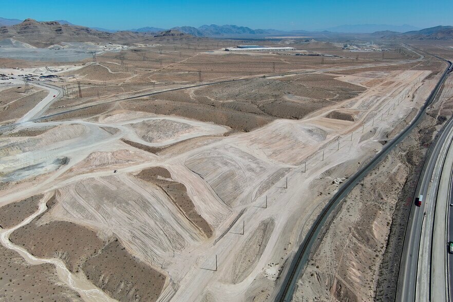 More Photos Of N Las Vegas Blvd, Las Vegas Unknown For Lease