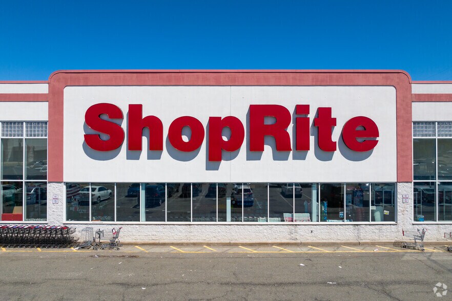 More Photos Of 808 W Route 46, Parsippany Storefront For Lease
