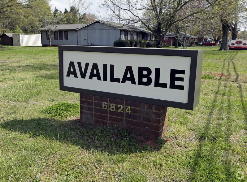 More Photos Of 6824 Wilgrove Mint Hill Rd, Mint Hill Light Distribution For Lease