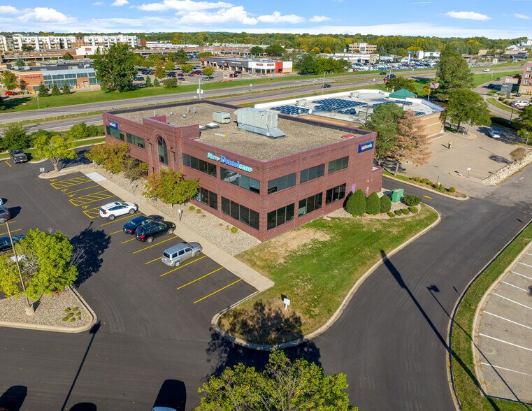 More Photos Of 2690 N Snelling Ave, Roseville Medical For Sale