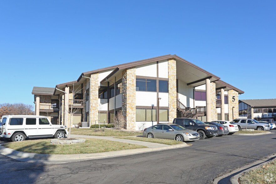 More Photos Of 7255 W 98th Ter, Overland Park Office For Sale