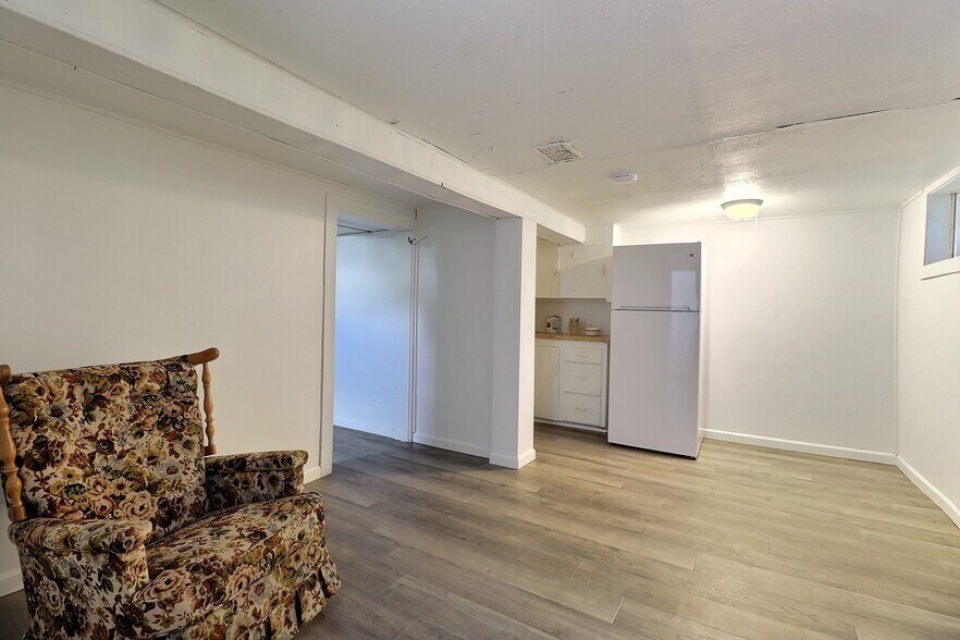 More Photos Of 335 W 6th St, Fremont Apartments For Sale
