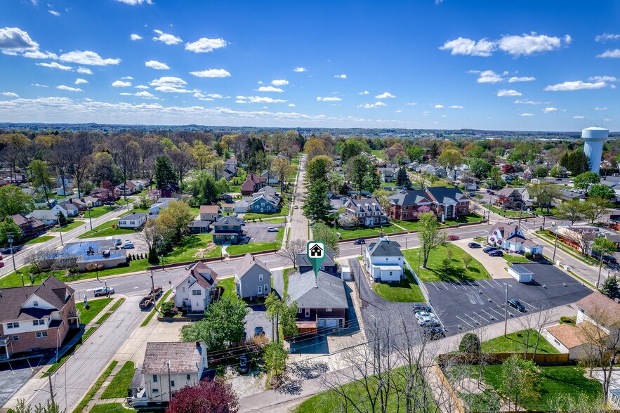 More Photos Of 832 S Main St, Canton Specialty For Sale