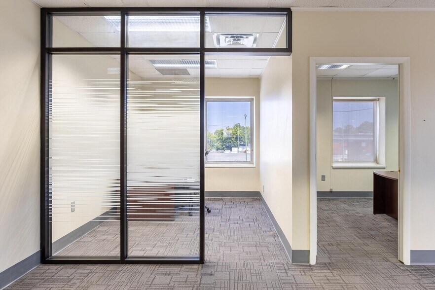 More Photos Of 240 Edwards St, Cleveland Office For Sale