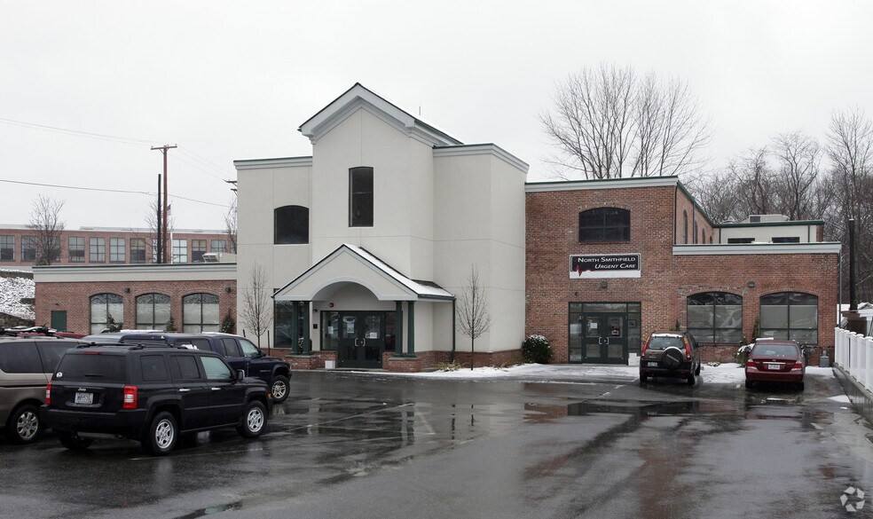 More Photos Of 594 Great Rd, North Smithfield Medical For Lease