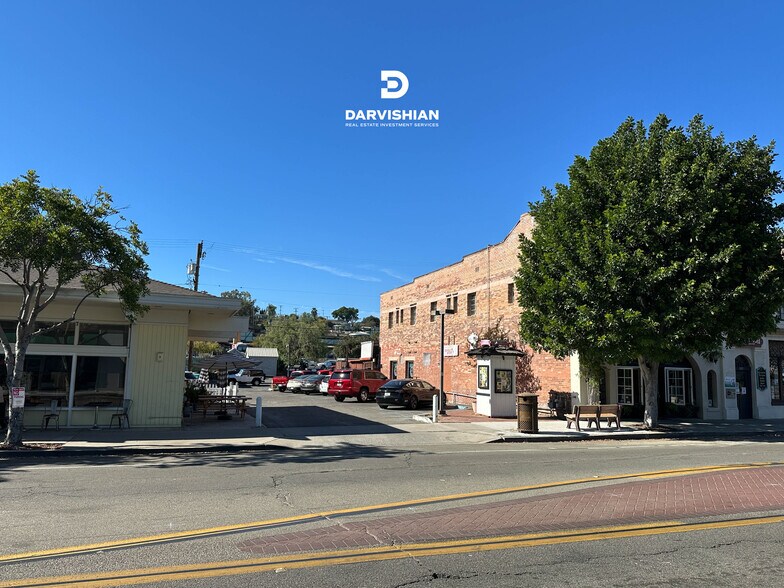 More Photos Of 125 S Main Ave, Fallbrook Storefront Retail Office For Sale