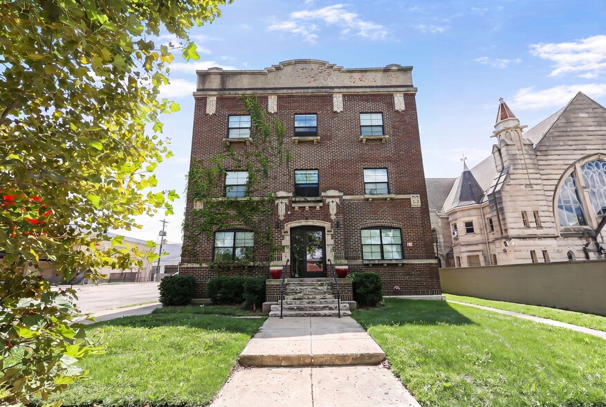 More Photos Of 595 E Broad St, Columbus Apartments For Sale