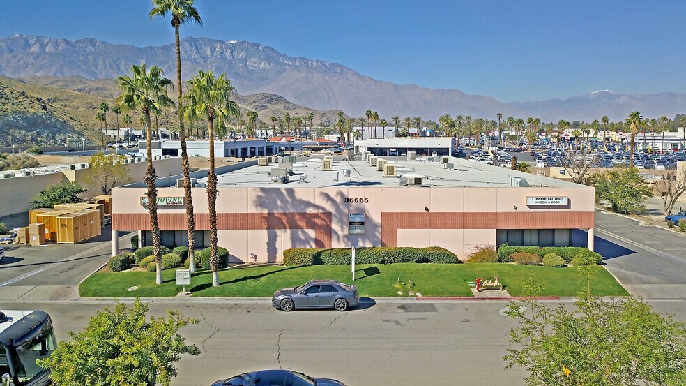 More Photos Of 36665 Bankside Dr, Cathedral City Warehouse For Lease