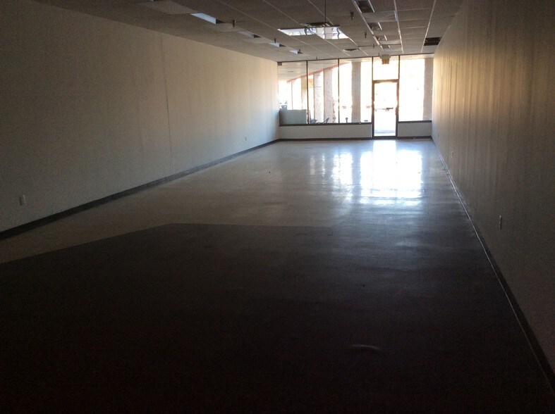 More Photos Of 5636 US Route 60, Huntington Unknown For Lease