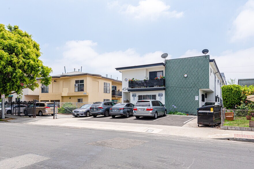 More Photos Of 4546 W 17th St, Los Angeles Apartments For Sale