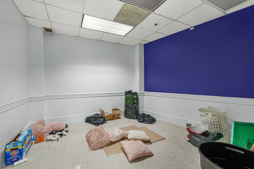 More Photos Of 20 Marietta St NW, Atlanta Apartments For Sale
