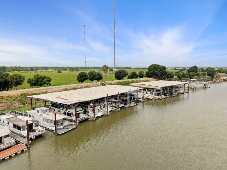 More Photos Of 1400 Old Levee rd, Walnut Grove Land For Sale