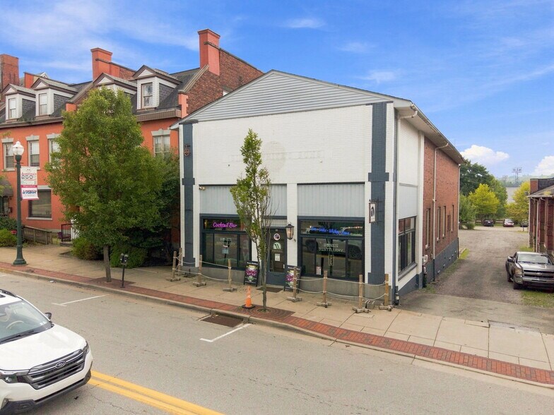 More Photos Of 68 W Maiden St, Washington Freestanding For Sale