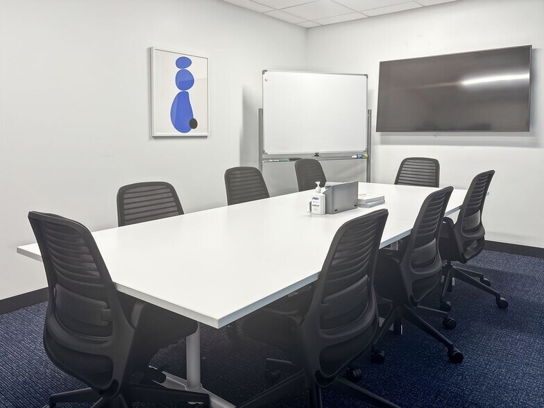 More Photos Of 29399 US Highway 19 N, Clearwater Coworking Space