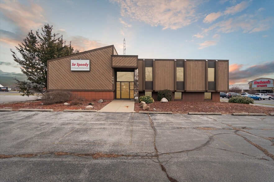 Primary Photo Of 4414 Bay Rd, Saginaw Storefront Retail Office For Sale