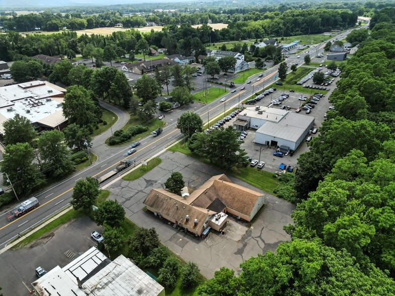 More Photos Of 48 Russell St, Hadley Restaurant For Lease