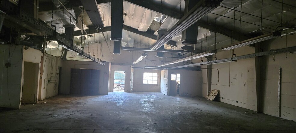 More Photos Of 5454 Alhambra Ave, Los Angeles Warehouse For Sale