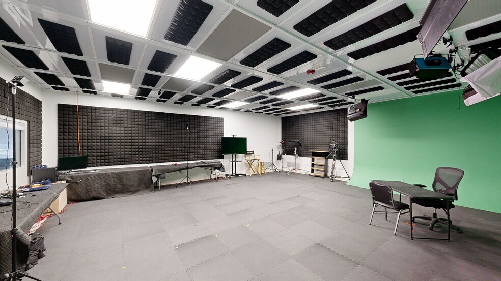 More Photos Of 9092 S Ridgeline Blvd, Highlands Ranch Medical For Sale