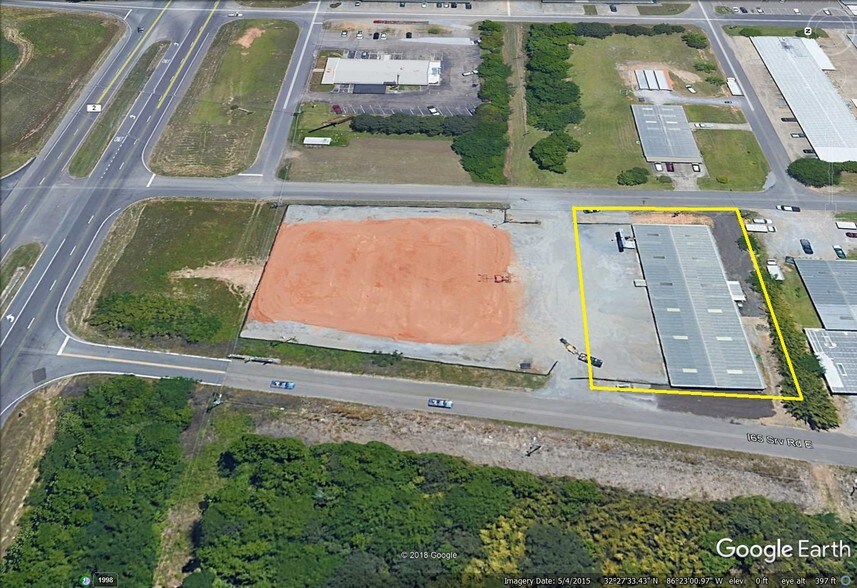 More Photos Of 1951 Market St, Millbrook Warehouse For Lease