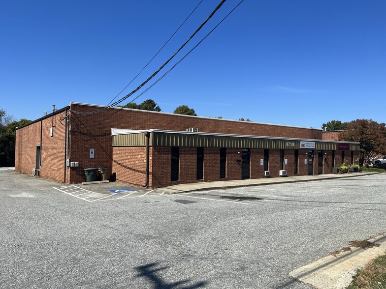 More Photos Of 3716 Alliance Dr, Greensboro Unknown For Lease
