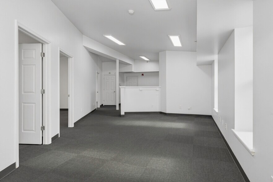 More Photos Of 1 Railroad Ave, Goshen Storefront Retail Office For Lease